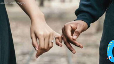 قبلها أمام الجميع... ممثل شهير يُعلن رسميّاً عن علاقته بحبيته (صورة)